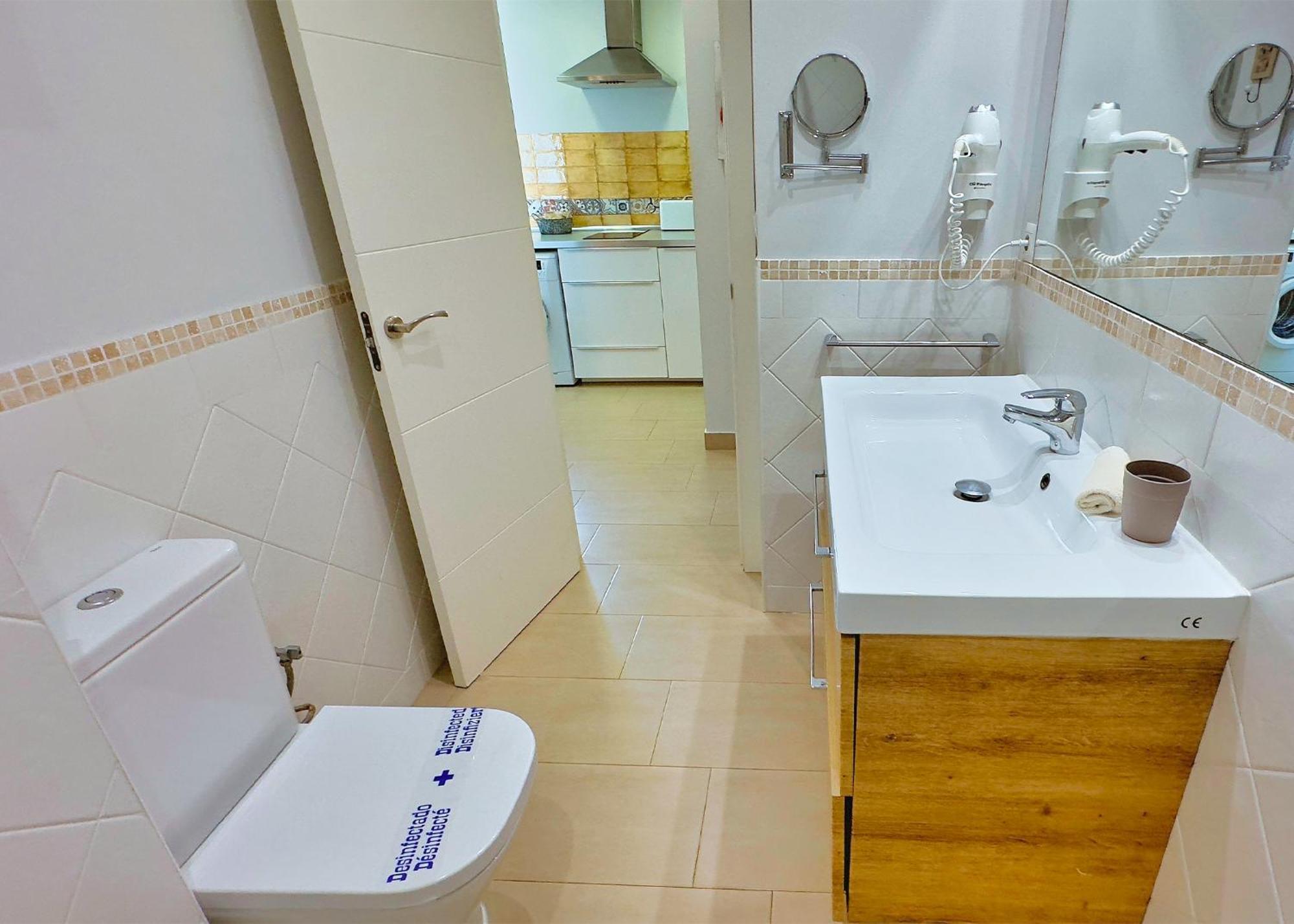 Modern Renovated One Bed Apartment In Edificio Apolo Marbella Center Exterior photo